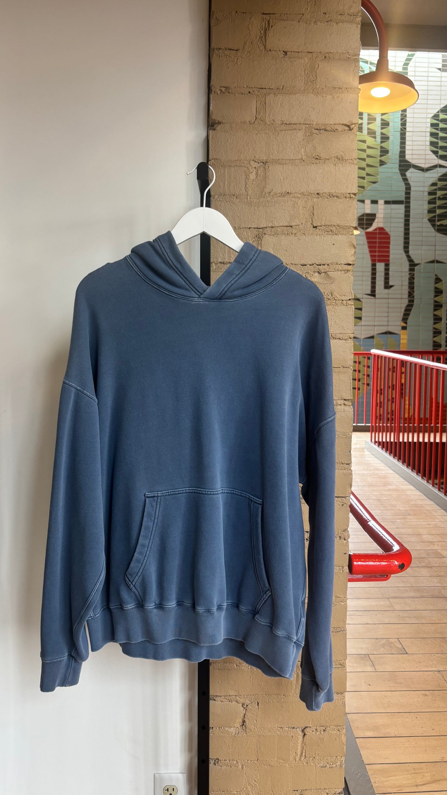 Booth 18 A&F Popover Hoodie (L)