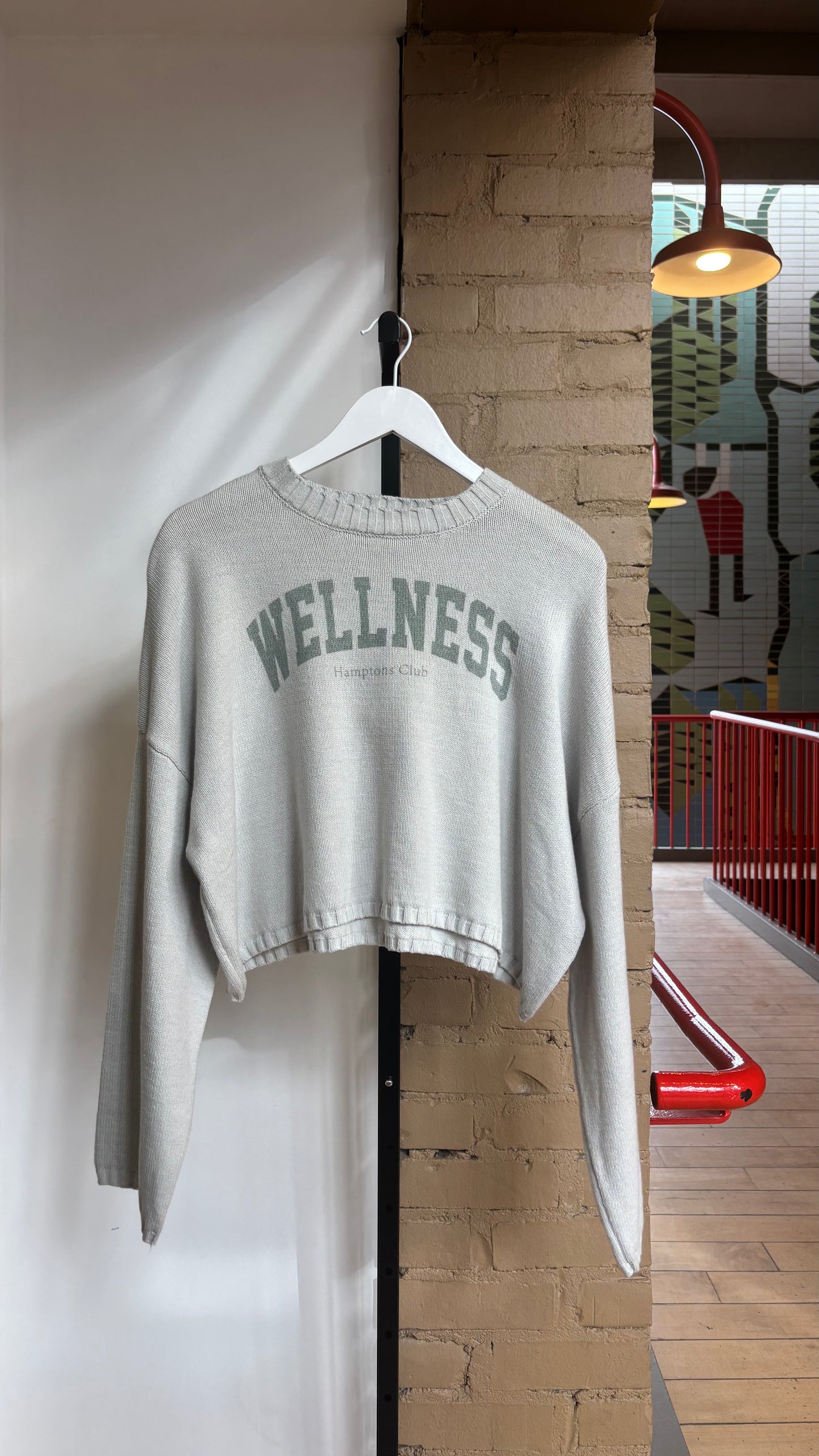 Booth 19: NEW Moon & Madison Wellness Sweater (L)
