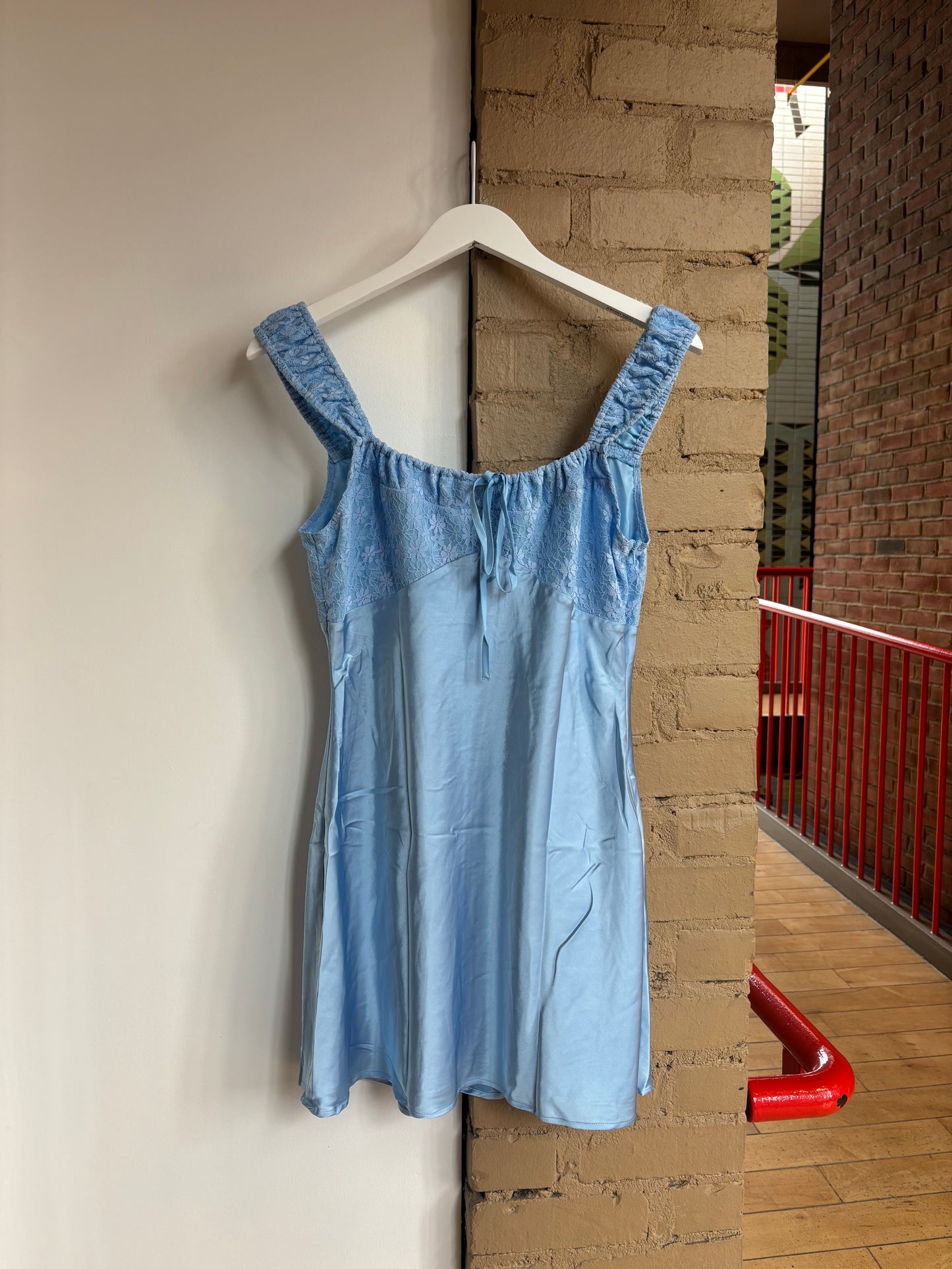 Booth 2 Princess Polly Blue Dress (M)