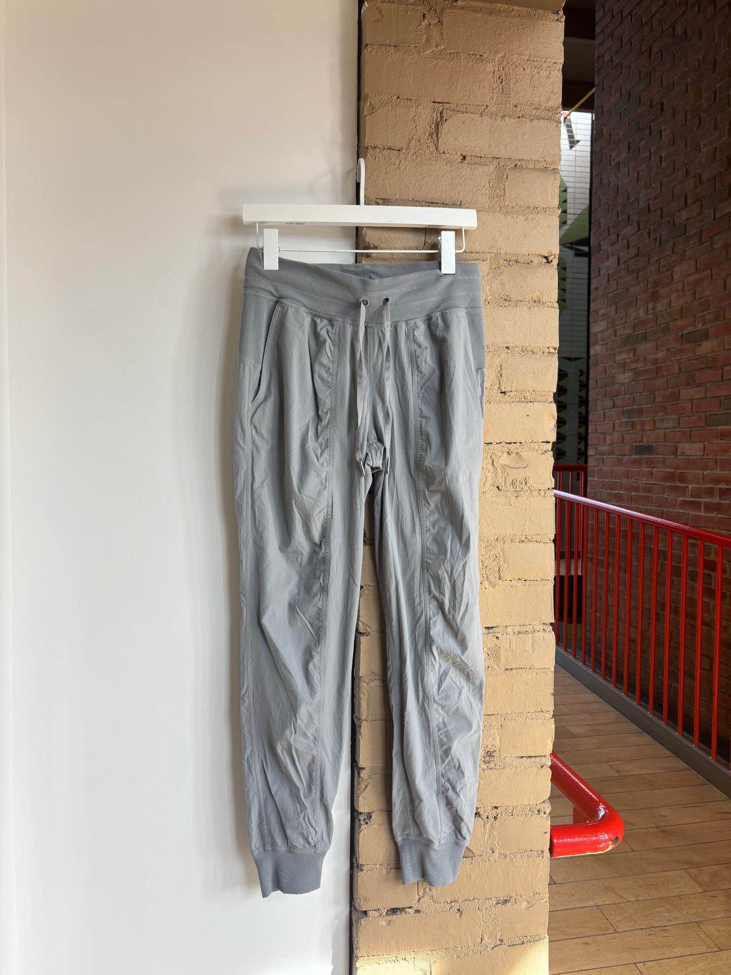Booth 1 Lululemon Grey Dance Studio Jogger (4)