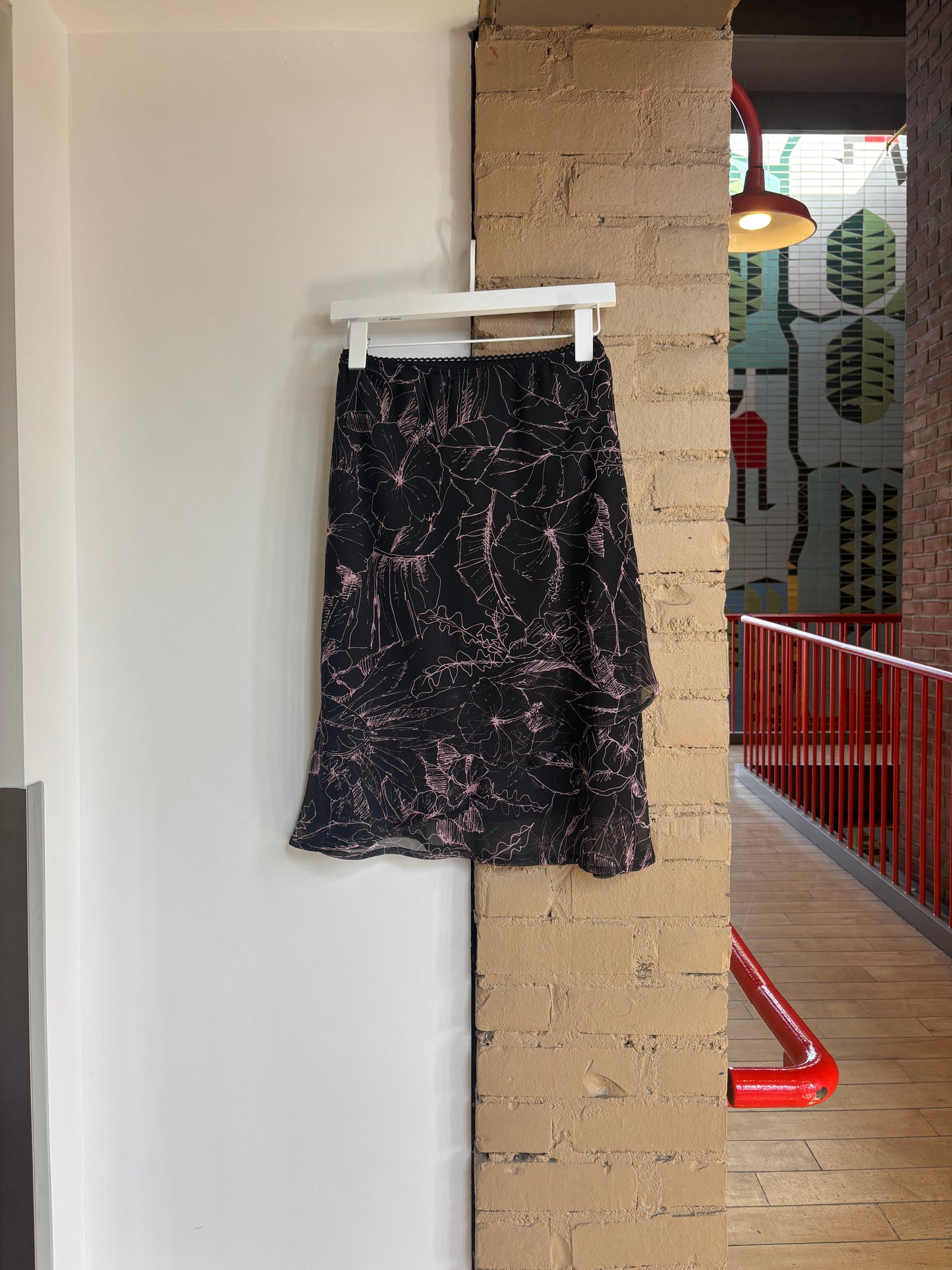 Booth 20 Dress Barn Y2K Black Pink Floral Midi Skirt (S)