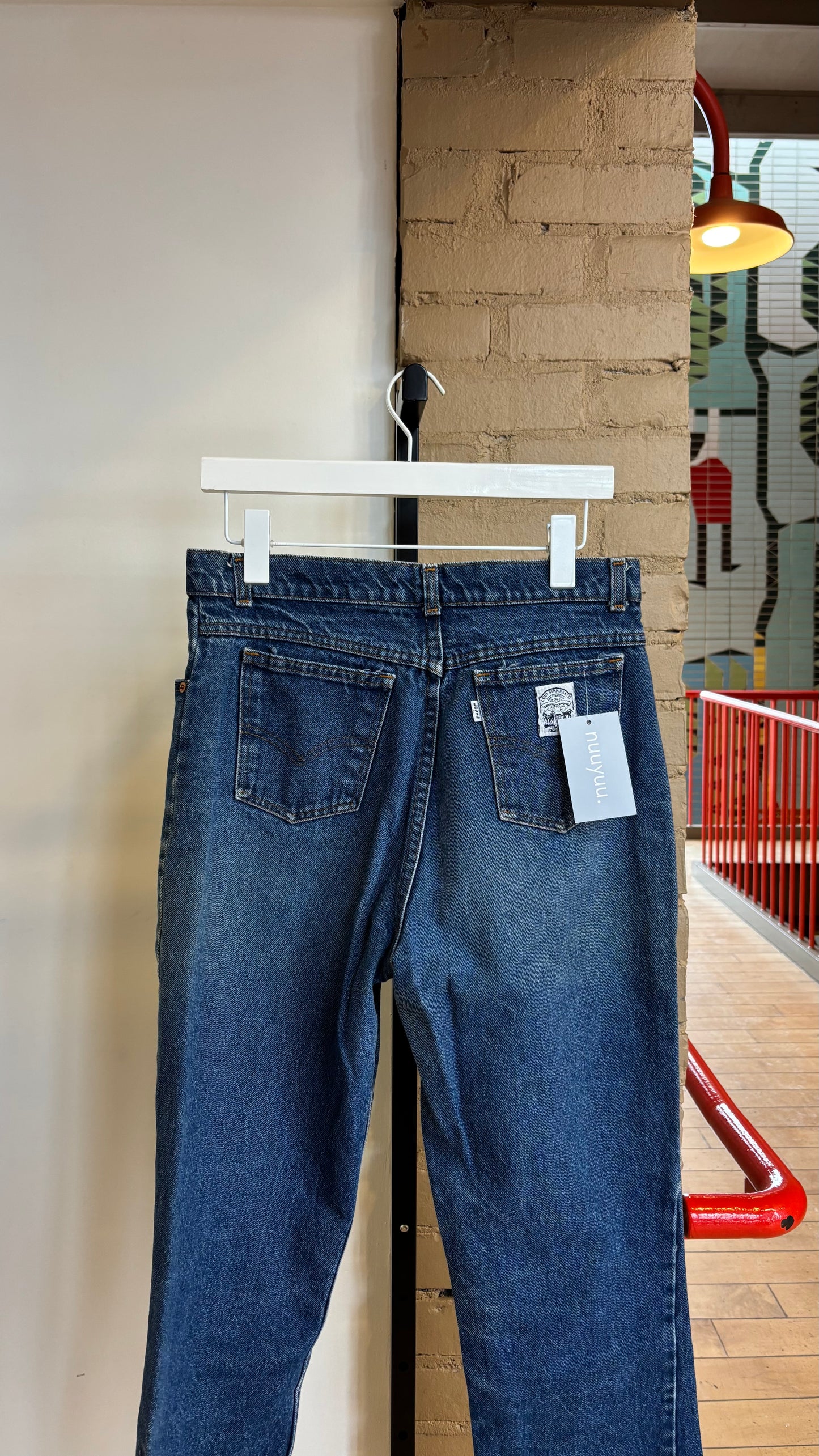 Booth 5 Levi's High Waisted Jeans (10)