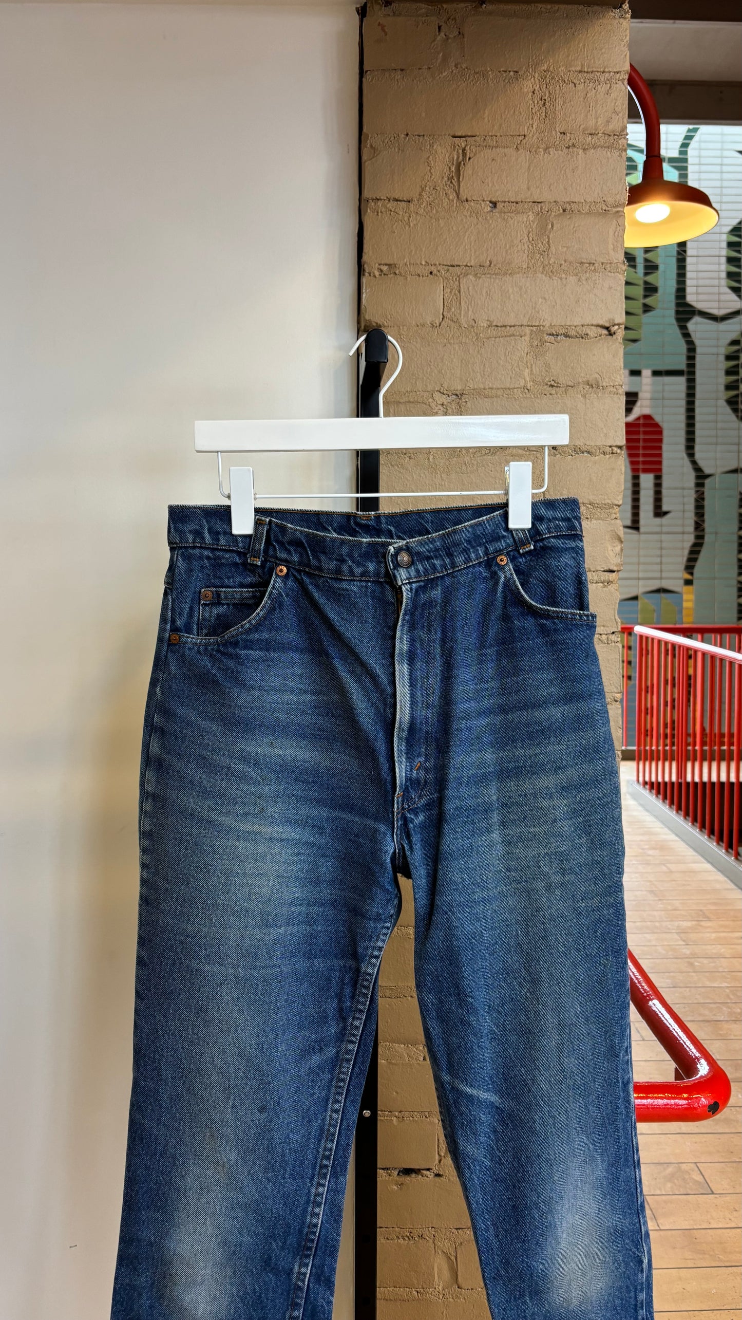 Booth 5 Levi's High Waisted Jeans (10)