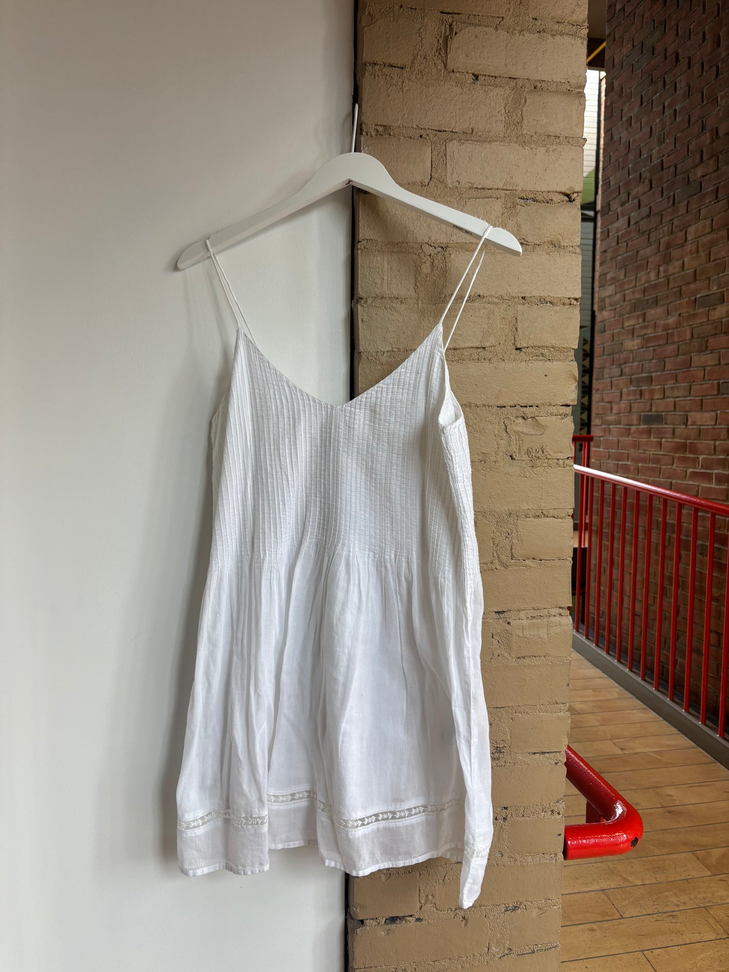 Booth 18 Zara White Dress (S/M)