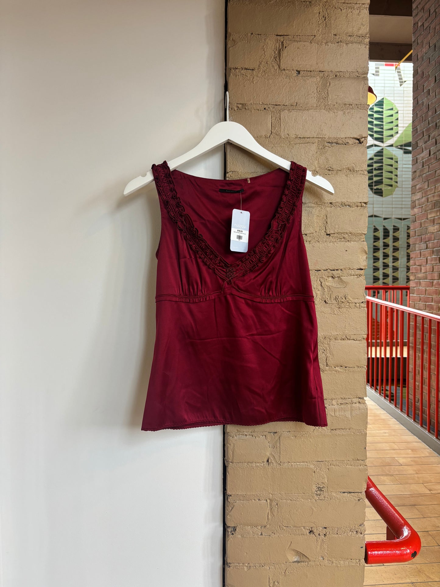 Booth 9 Elie Tahari Maroon Silky Cami (S)