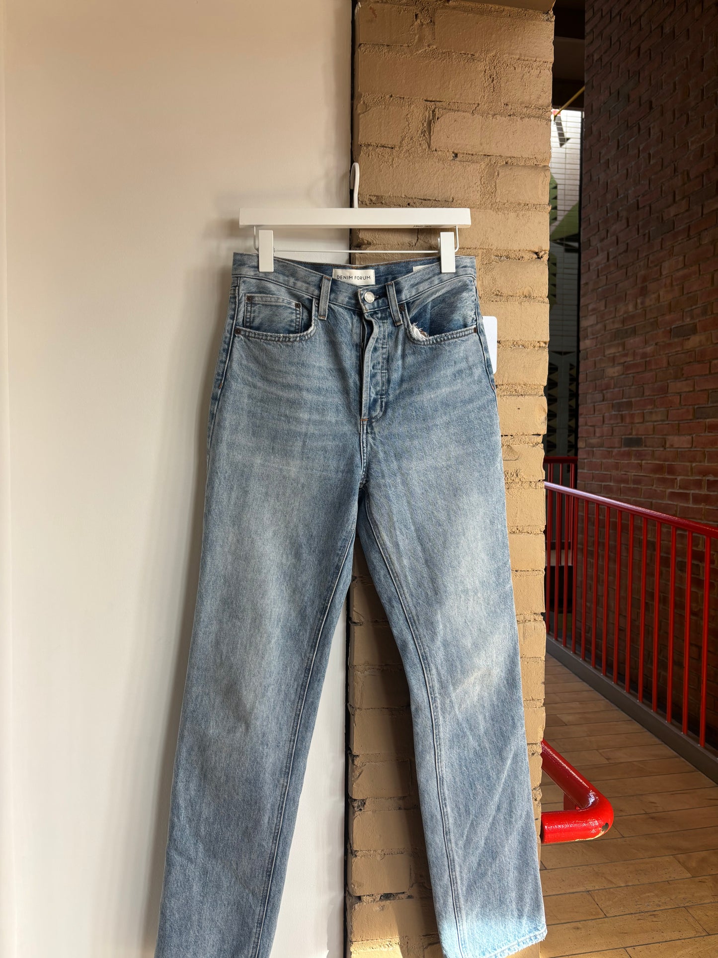 Booth 17 Denim Forum Joni Jeans (26T)