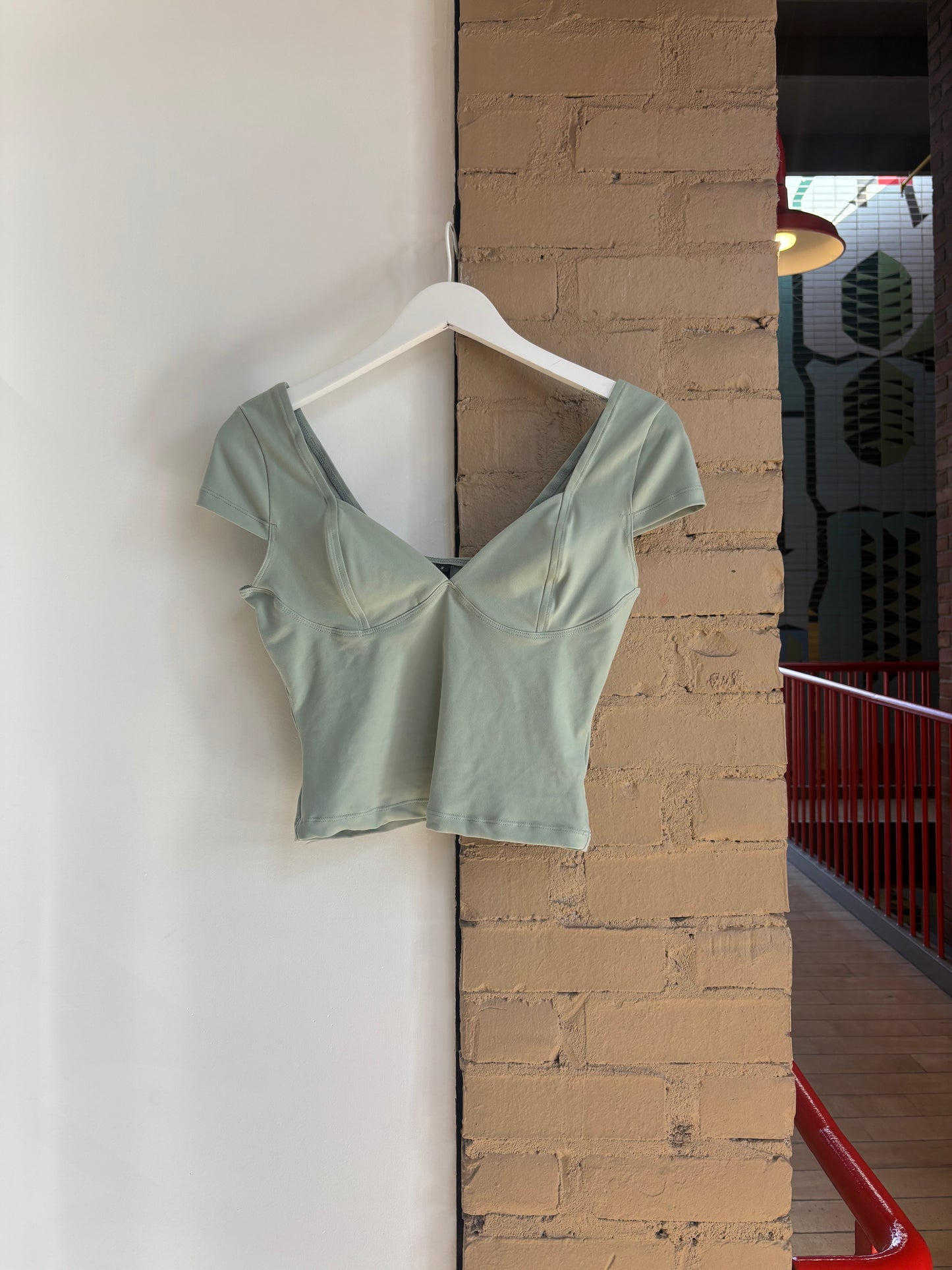 Booth 15 NWT Green Going Out Top (S)