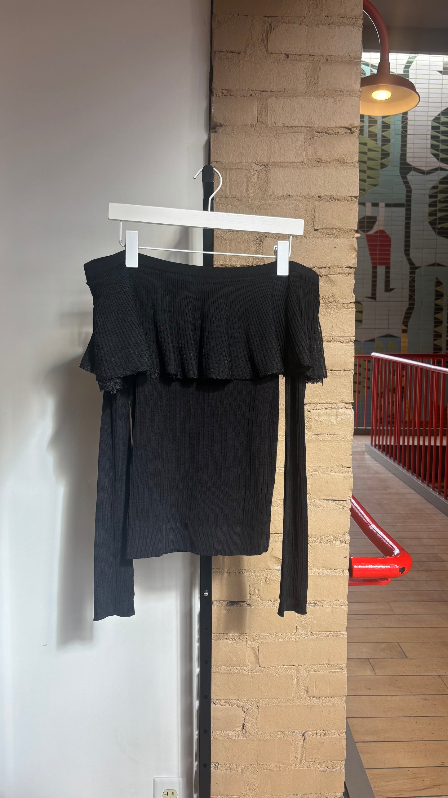 Booth 4 NWT Off The Shoulder Black Shirt (M)