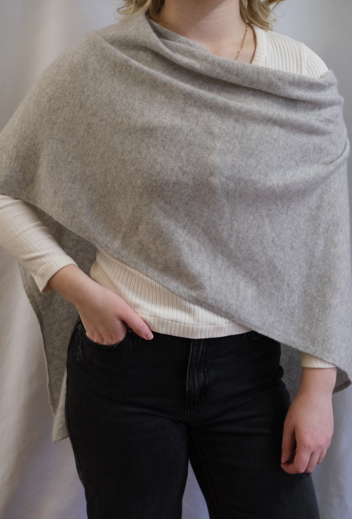 Booth 17 Letarte Cashmere Wrap (O/S)