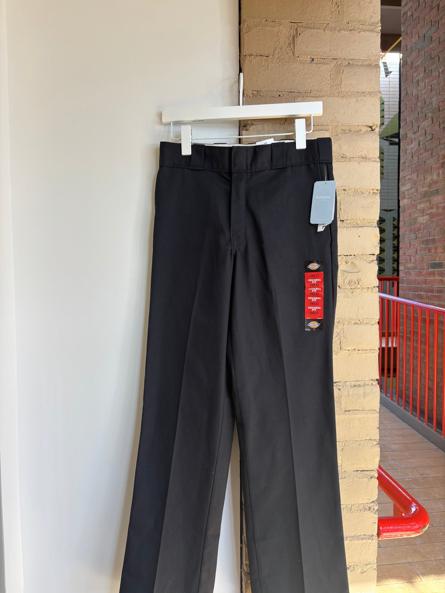 Booth 3 NWT Dickies Black Work Pant (29x32)